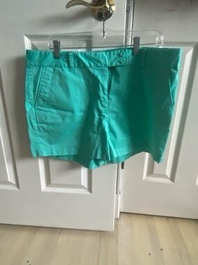 Vineyard Vines Teal Women's Bermuda Shorts